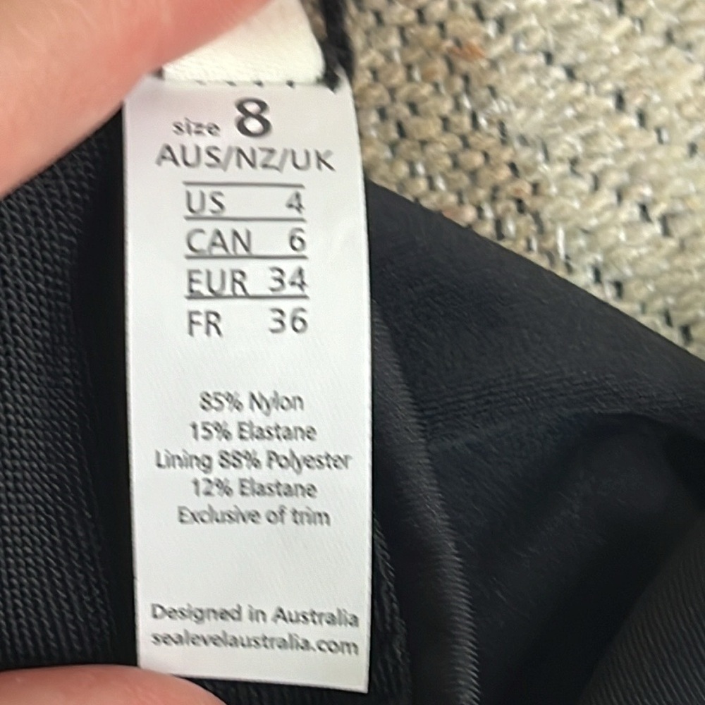 🏖️ Sea level Australia black essentials mid bikini bottoms pant, size 4 - Picture 14 of 14